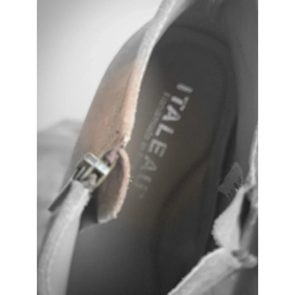 Italeau handmade suede